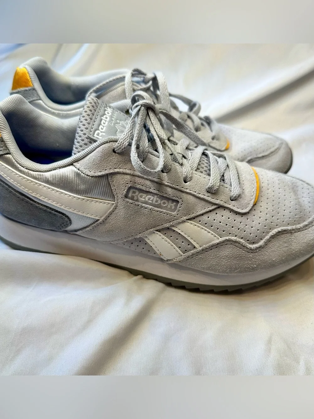 Reebok Men's Light Gray Suede Sneakers with Yellow Heel Tabs - Picture 9 of 9